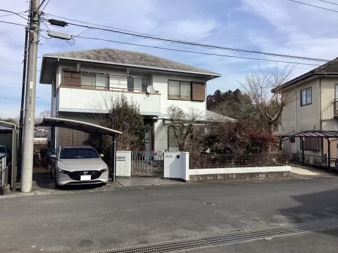 芳賀郡市貝町上根【土地】南西側より撮影現地土地　2026年2月撮影※街並みを含む