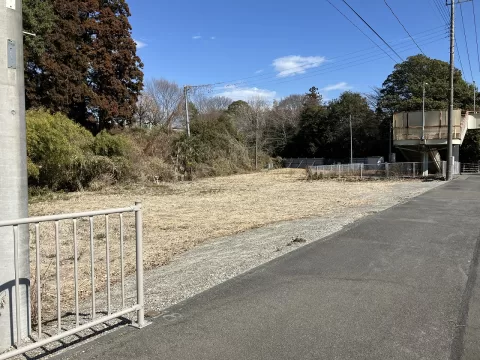 宇都宮市下岡本町【土地】南側より撮影現地土地　※街並み含む　現地（２０２６年３月）撮影