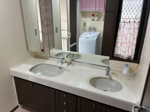 小山市東間々田三丁目【3LDK+ロフト】洗面台 室内（2025年11月）撮影