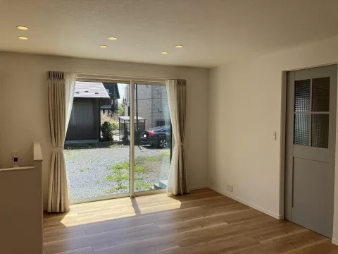 宇都宮市インターパーク二丁目【3LDK＋S】リビング　（2023年4月撮影）