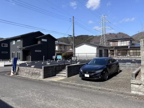 日光市鬼怒川温泉大原【土地】南東方向より撮影現地土地　※街並みを含む　（2026年3月撮影）