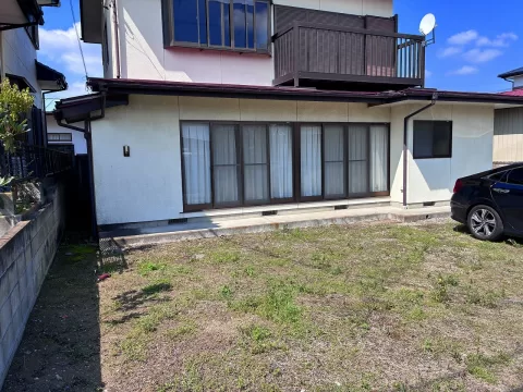 大田原市浅香三丁目【土地】南西側より撮影現地土地　（2026年7月撮影）※街並み含む
