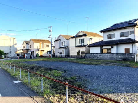 【小山市神鳥谷二丁目】北側より現地（２０２５年１０月）撮影　※街並みを含む