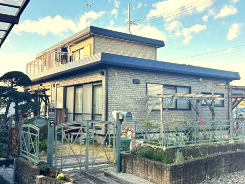 小山市大字立木【4LDK】前面道路※街並みを含む　現地（2025年12月）撮影