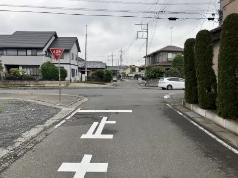結城市結城【4LDK】東側前面道路　（2026年6月）撮影 ※街並みを含む