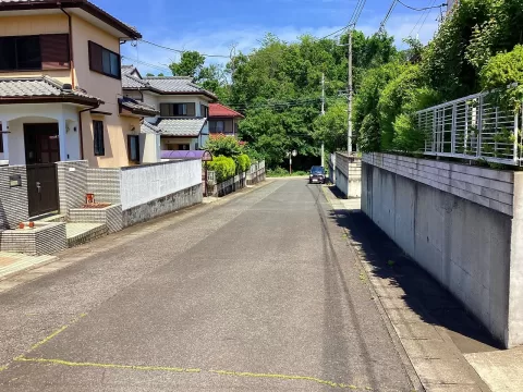古河市尾崎【4LDK】東側前面道路 （2026年5月）撮影 ※街並みを含む