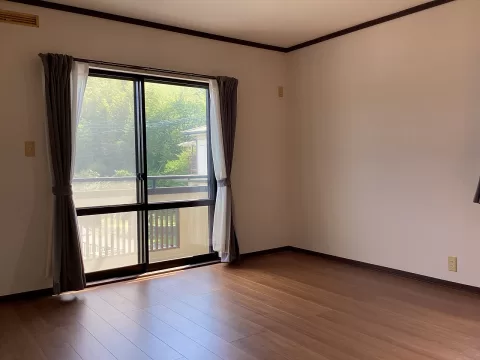 佐野市新吉水町【5LDK】2F　洋室① 室内（2026年6月）撮影