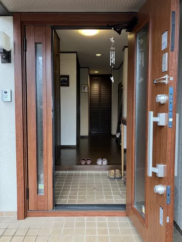 宇都宮市細谷町【5LDK】玄関